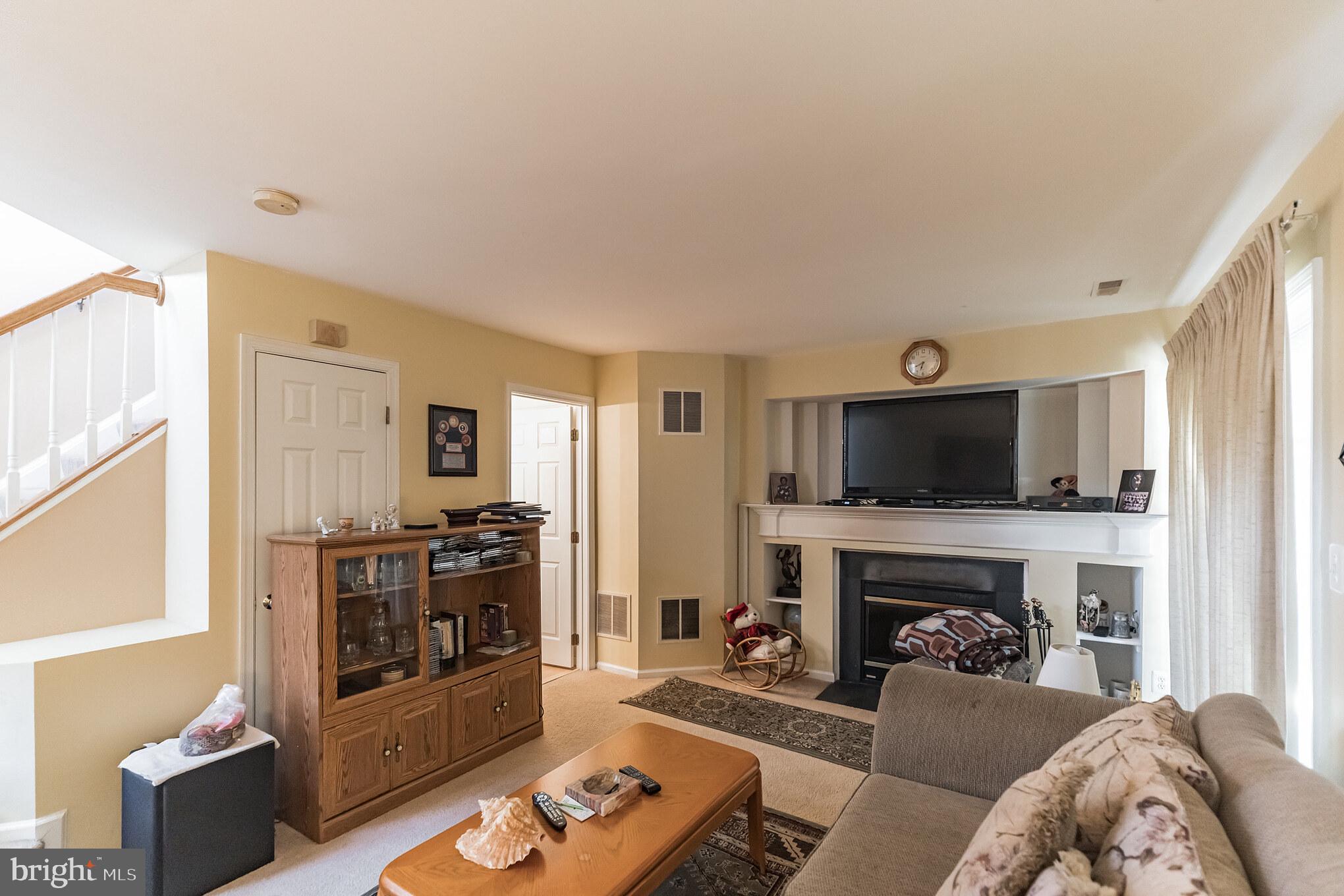 PRINCE WILLIAM COMMONS - Residential