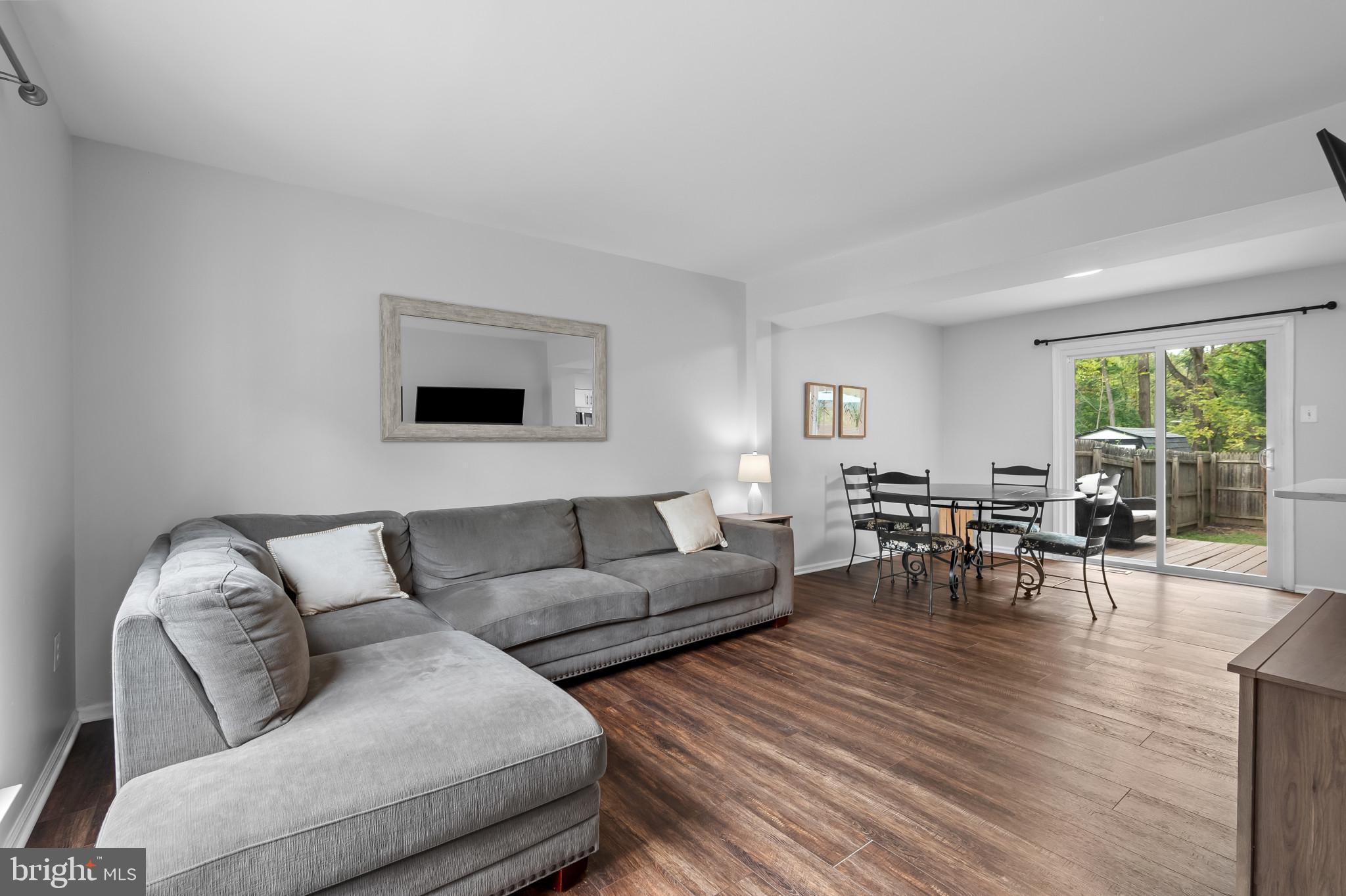 4511 JENNER COURT
