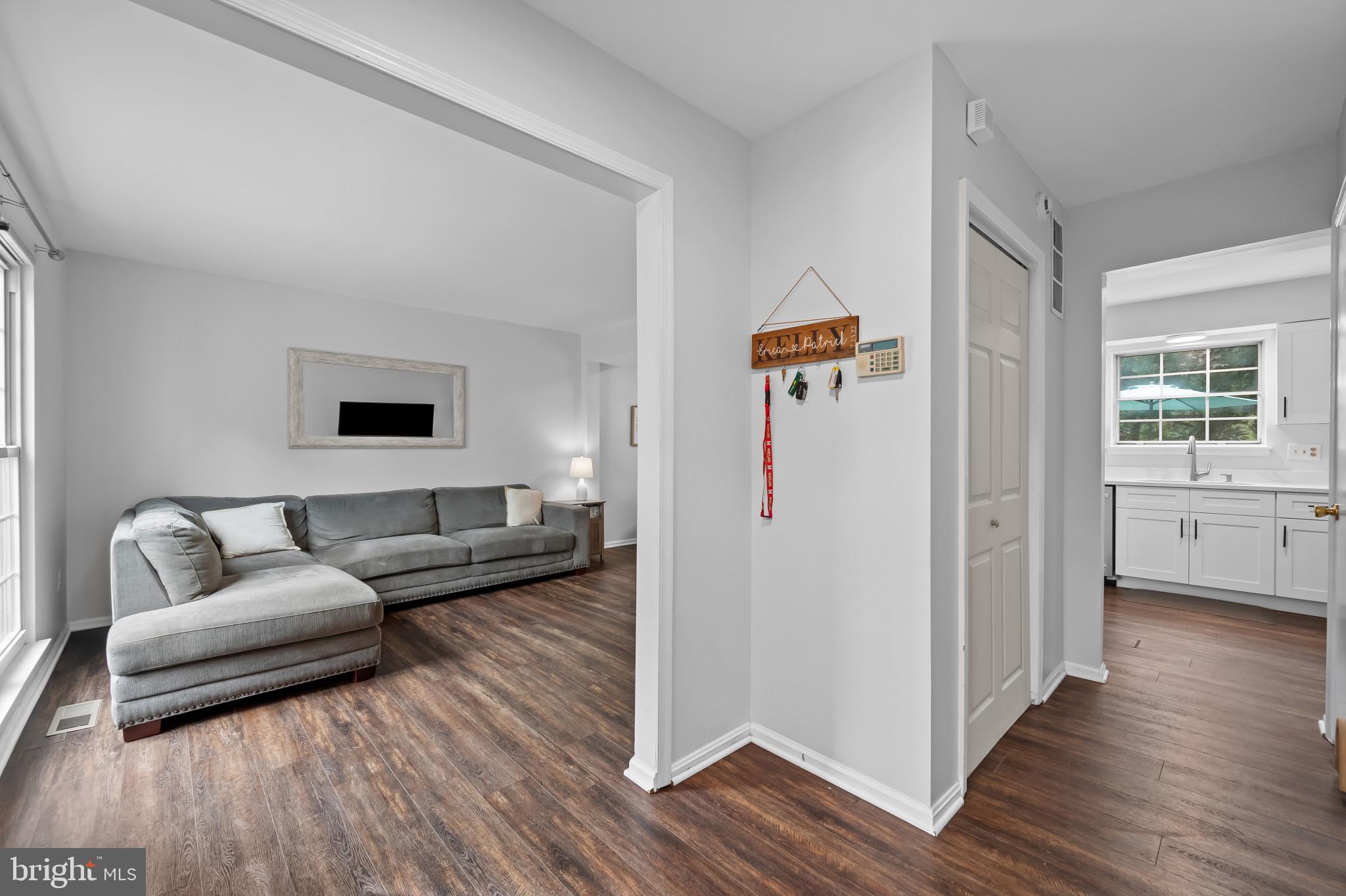 4511 JENNER COURT