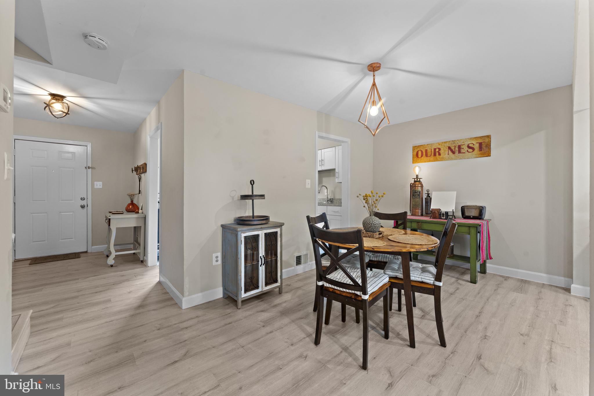 RIVERVIEW OVERLOOK - Residential