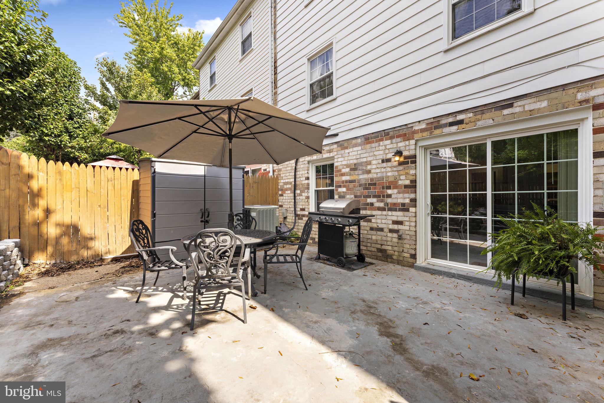 RIVERVIEW OVERLOOK - Residential