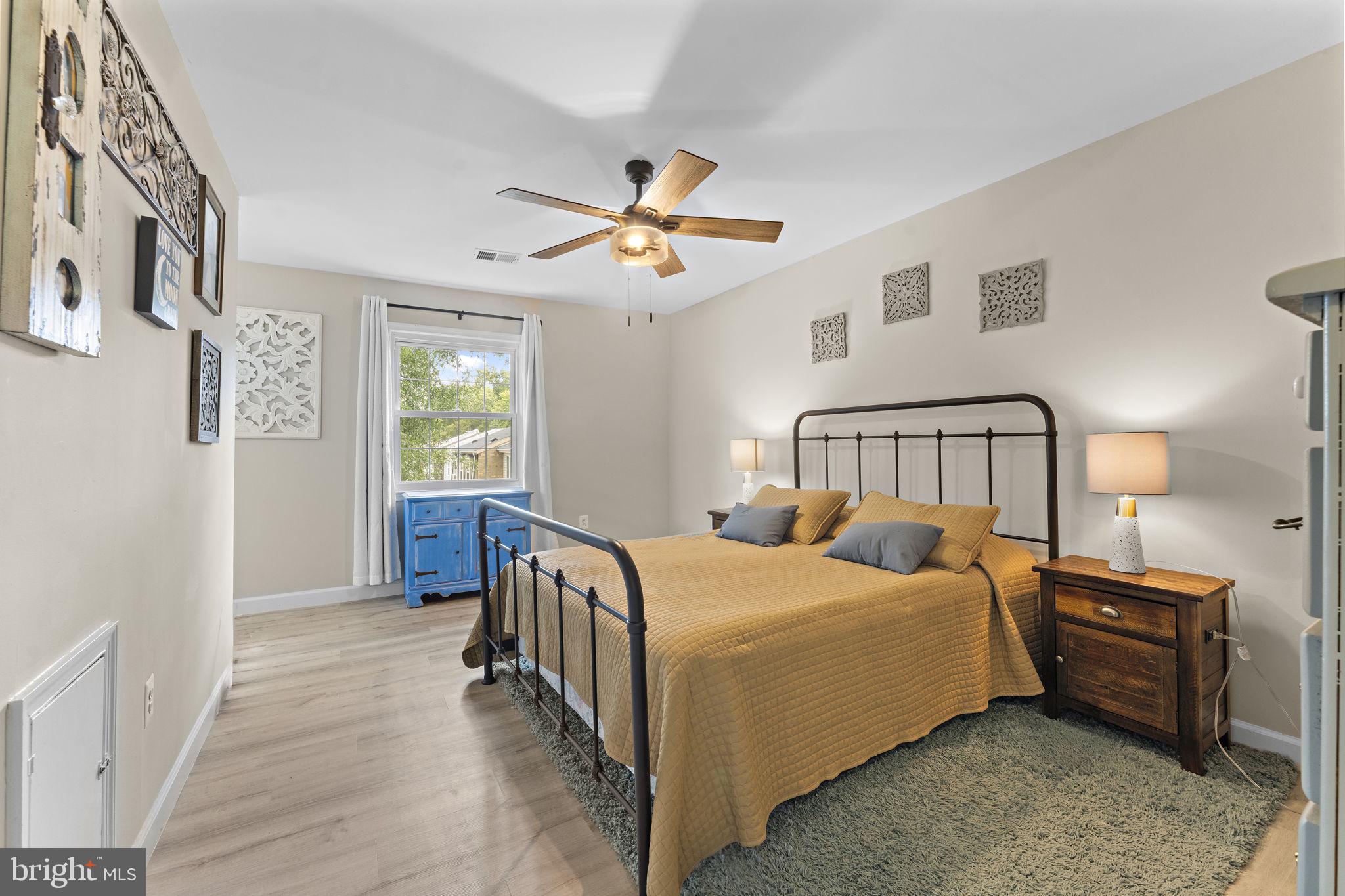 RIVERVIEW OVERLOOK - Residential