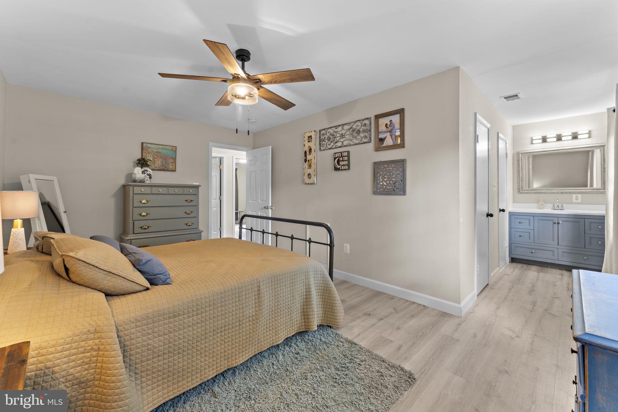 RIVERVIEW OVERLOOK - Residential