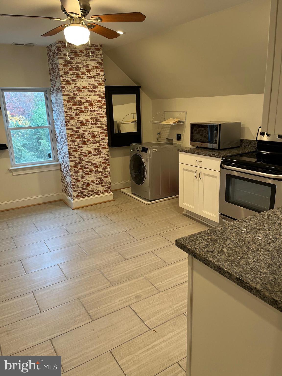 DEL RAY - Residential Lease