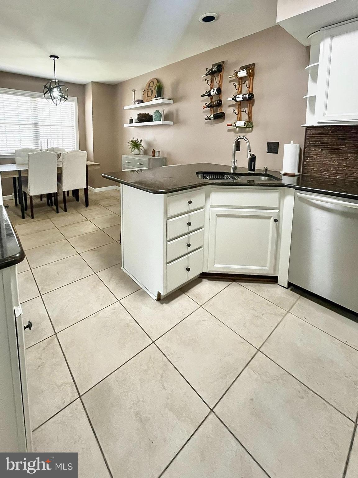 GABLE PARK WOODS - Residential