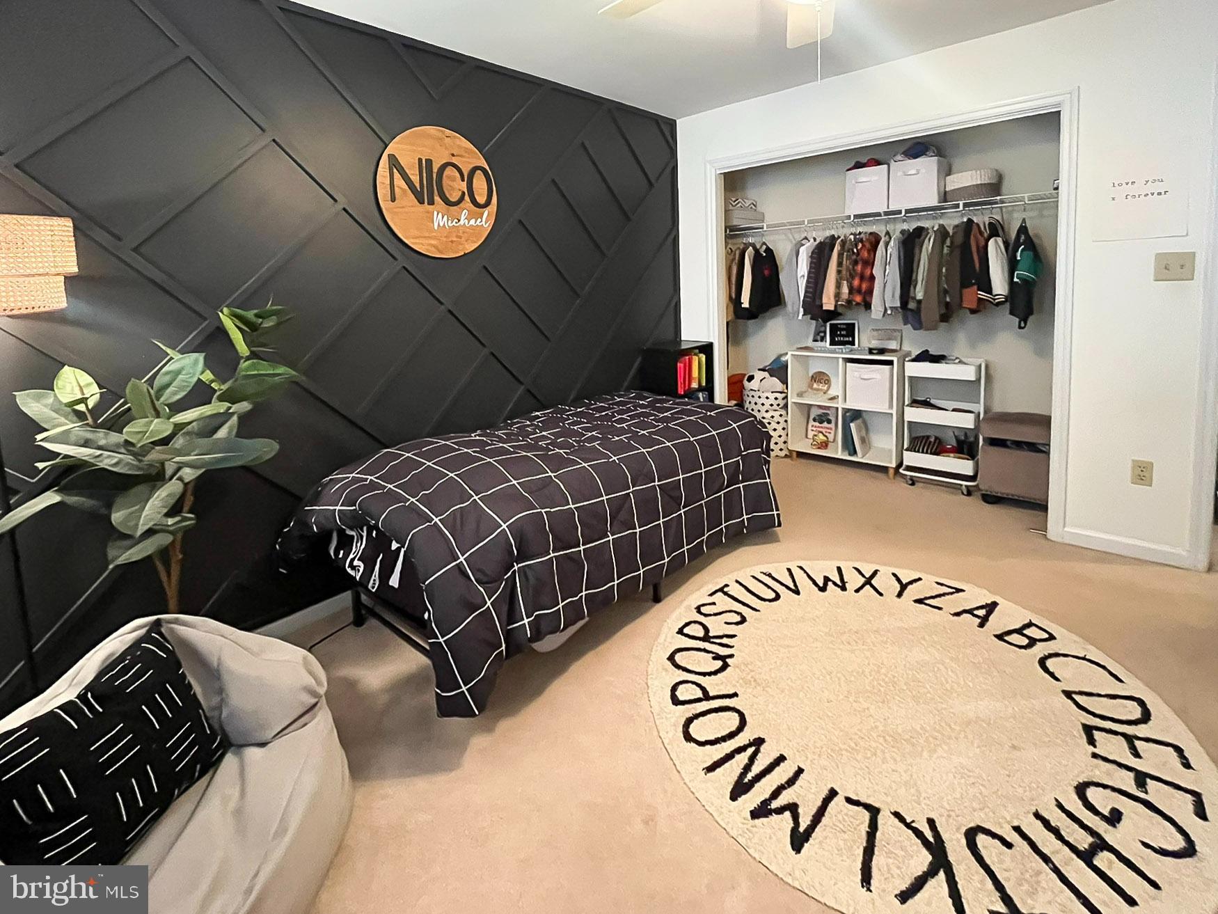 GABLE PARK WOODS - Residential