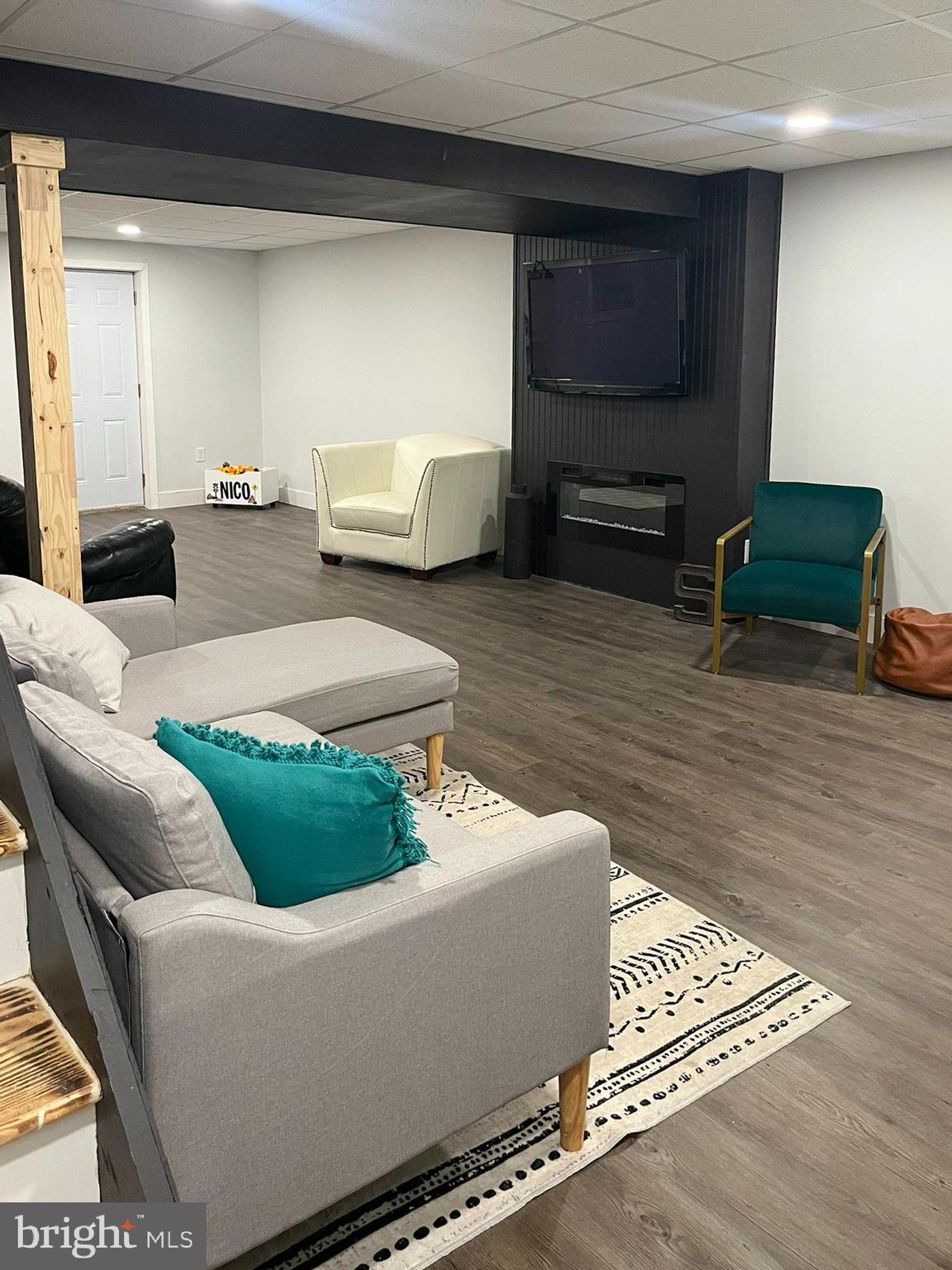 GABLE PARK WOODS - Residential