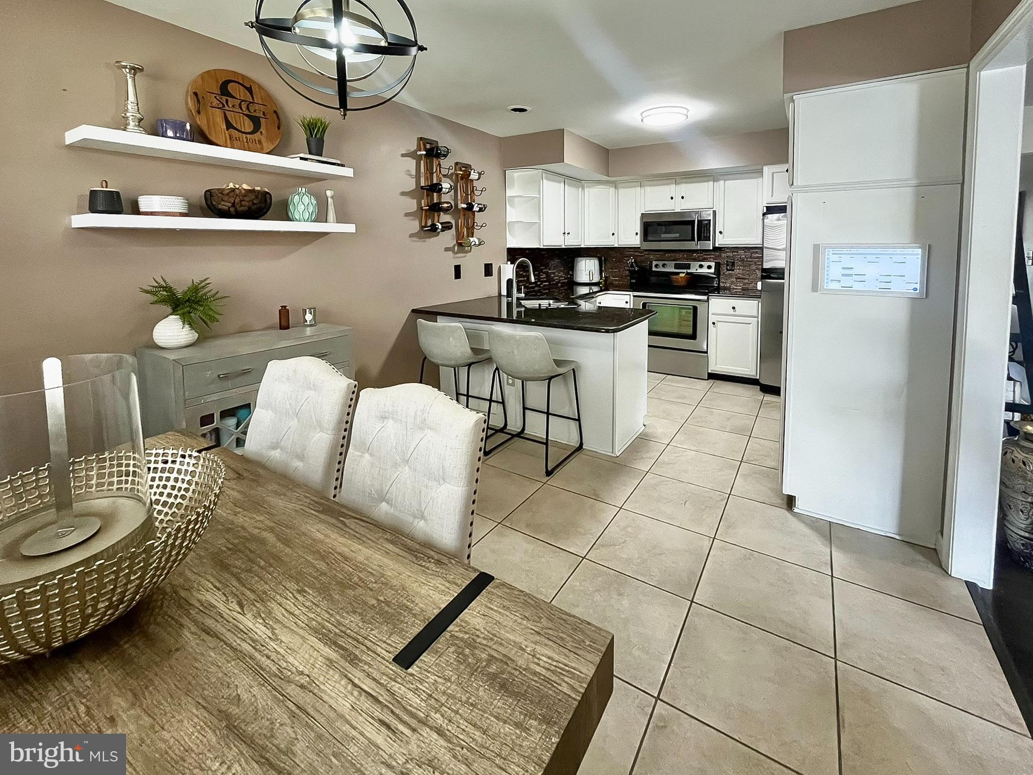 GABLE PARK WOODS - Residential