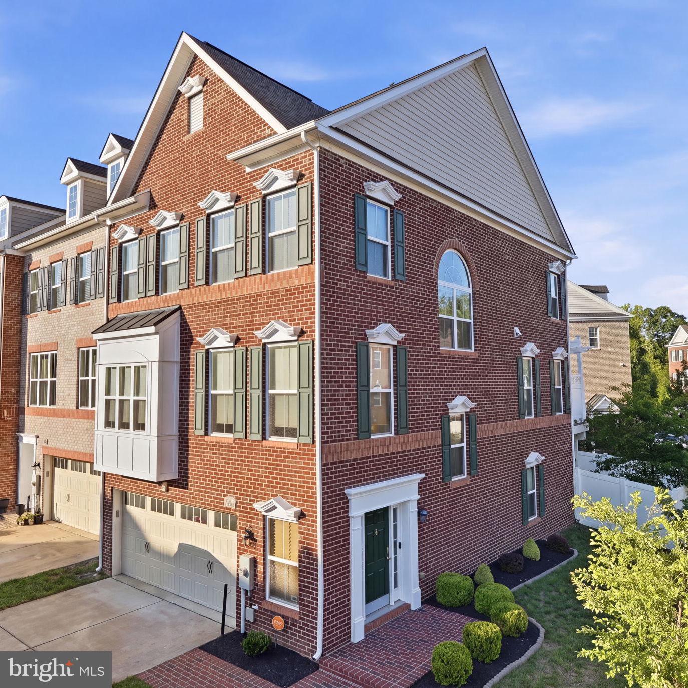 2818 MEDSTEAD LANE
