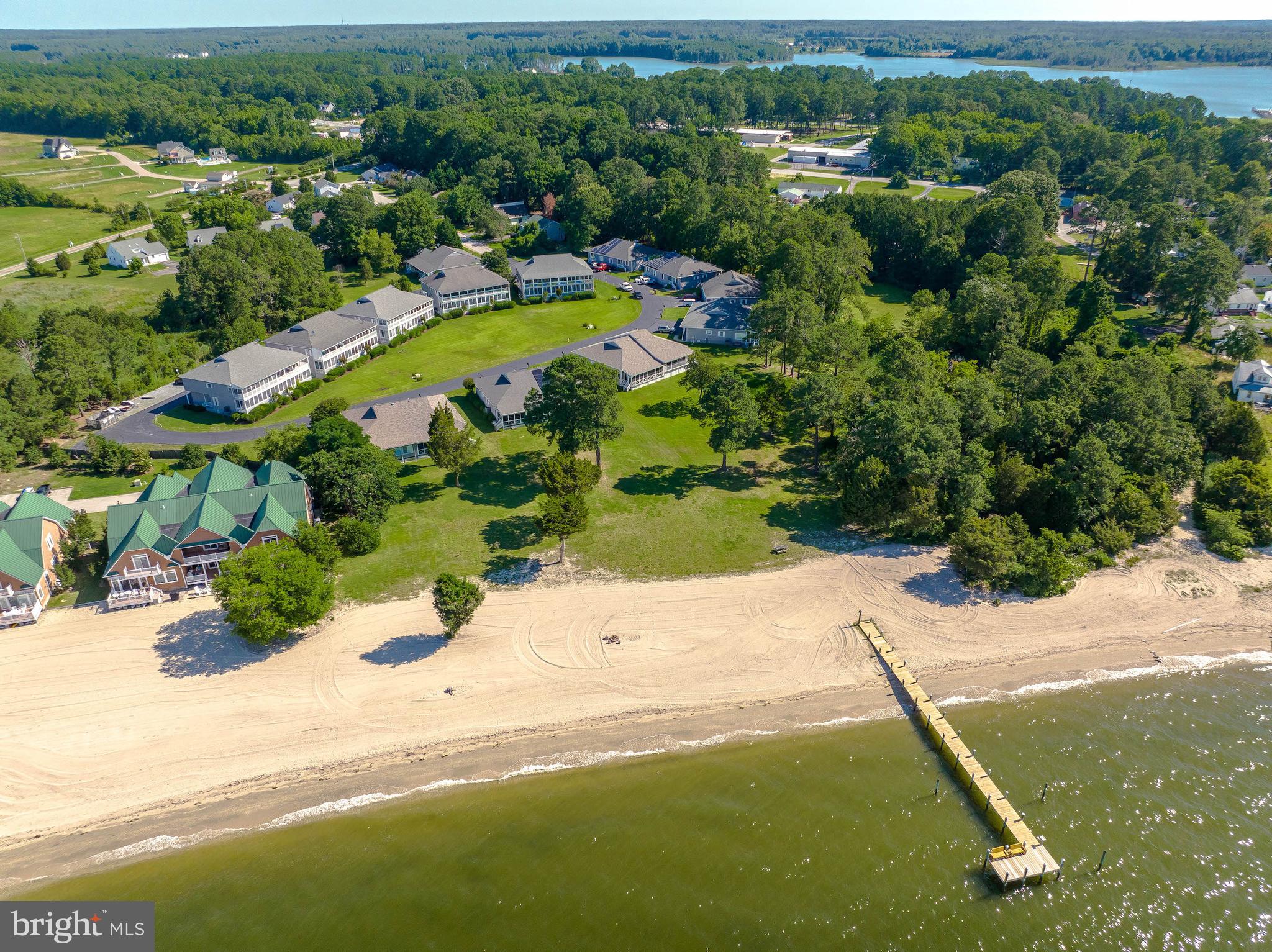 POTOMAC BEACH - Residential Lease