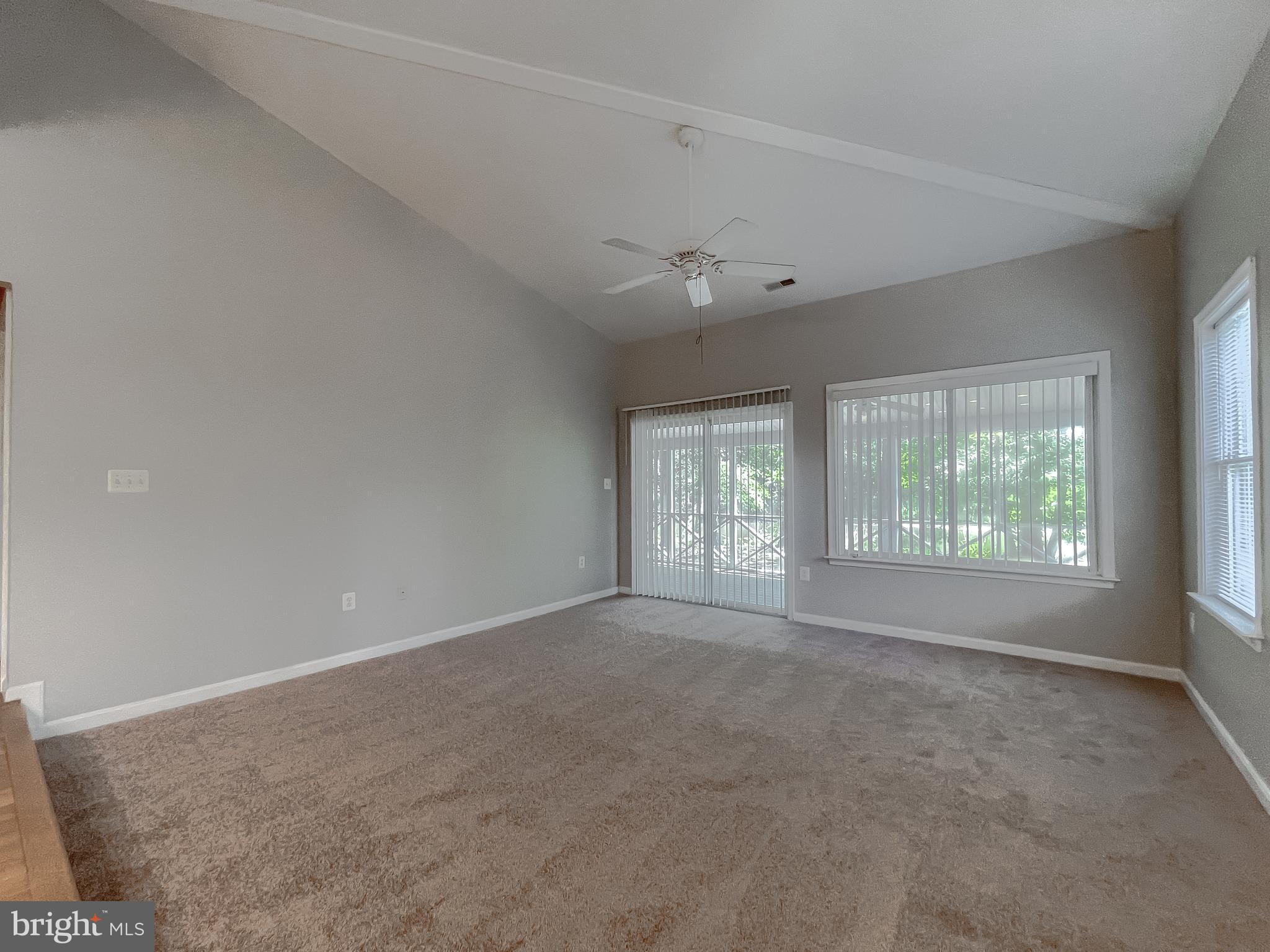 POTOMAC BEACH - Residential Lease