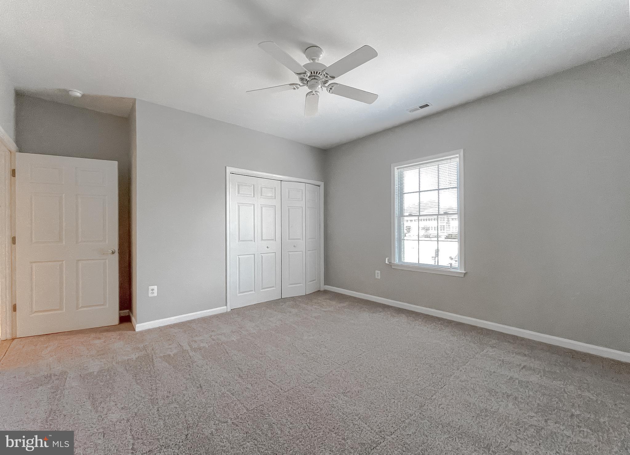 POTOMAC BEACH - Residential Lease