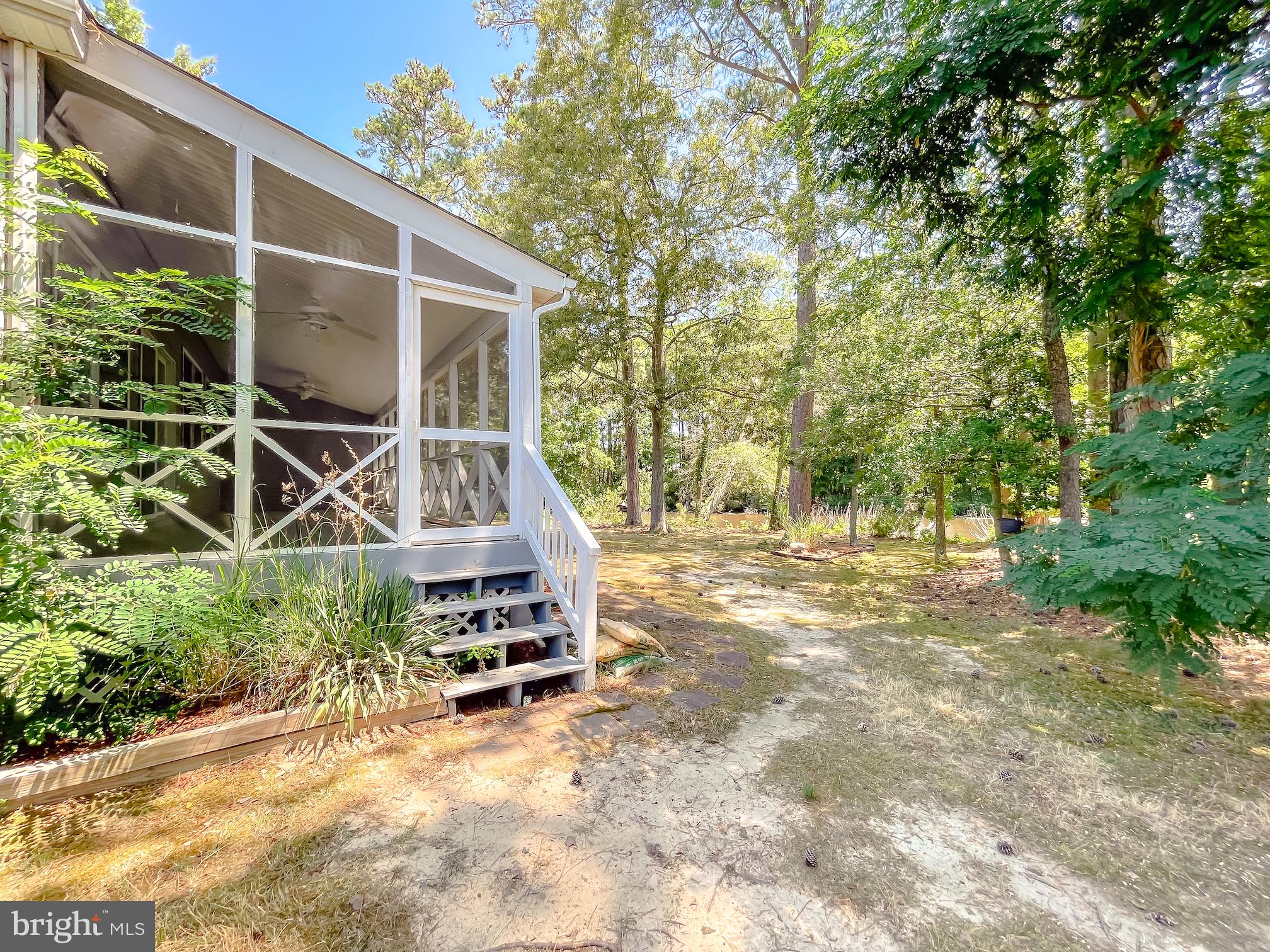 POTOMAC BEACH - Residential Lease