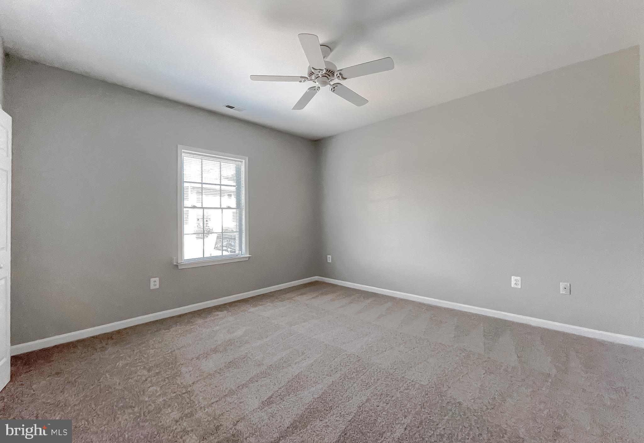 POTOMAC BEACH - Residential Lease