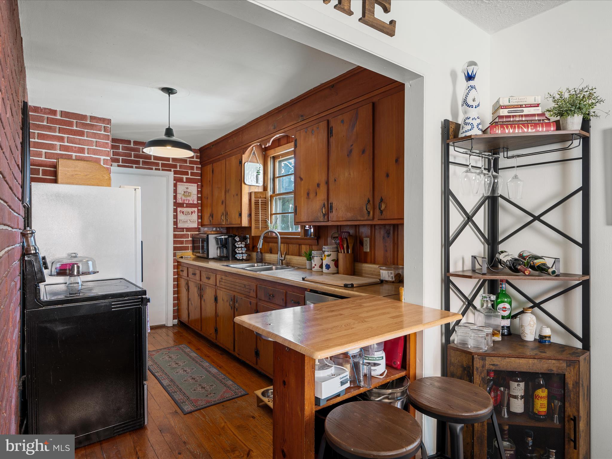 GREEN ACRES - Residential