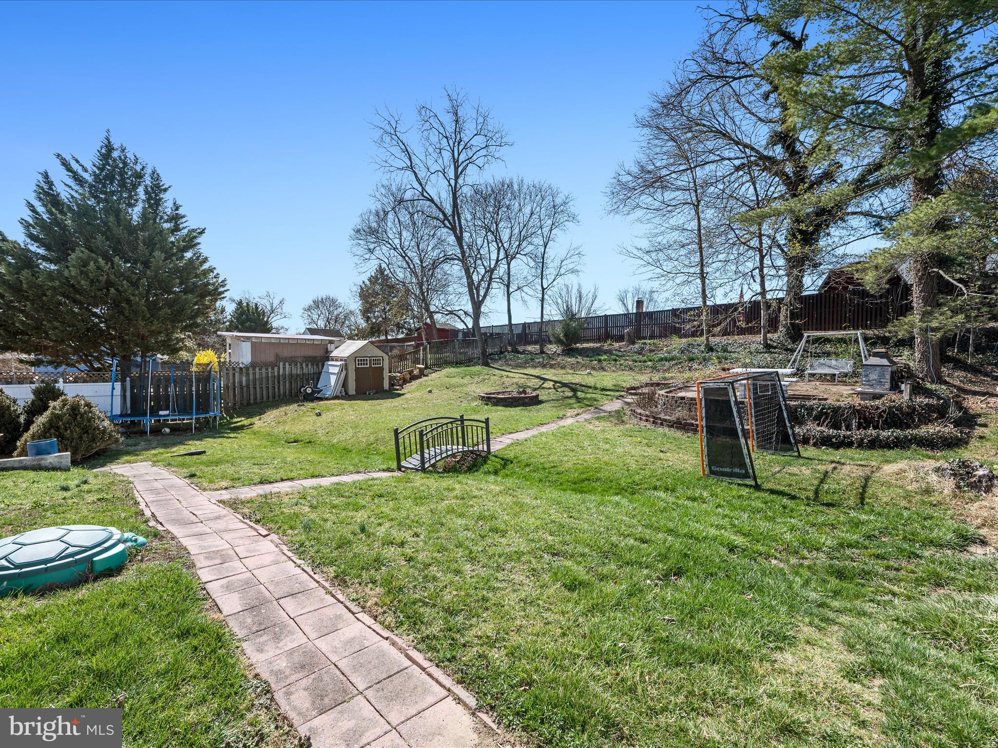 GREEN ACRES - Residential