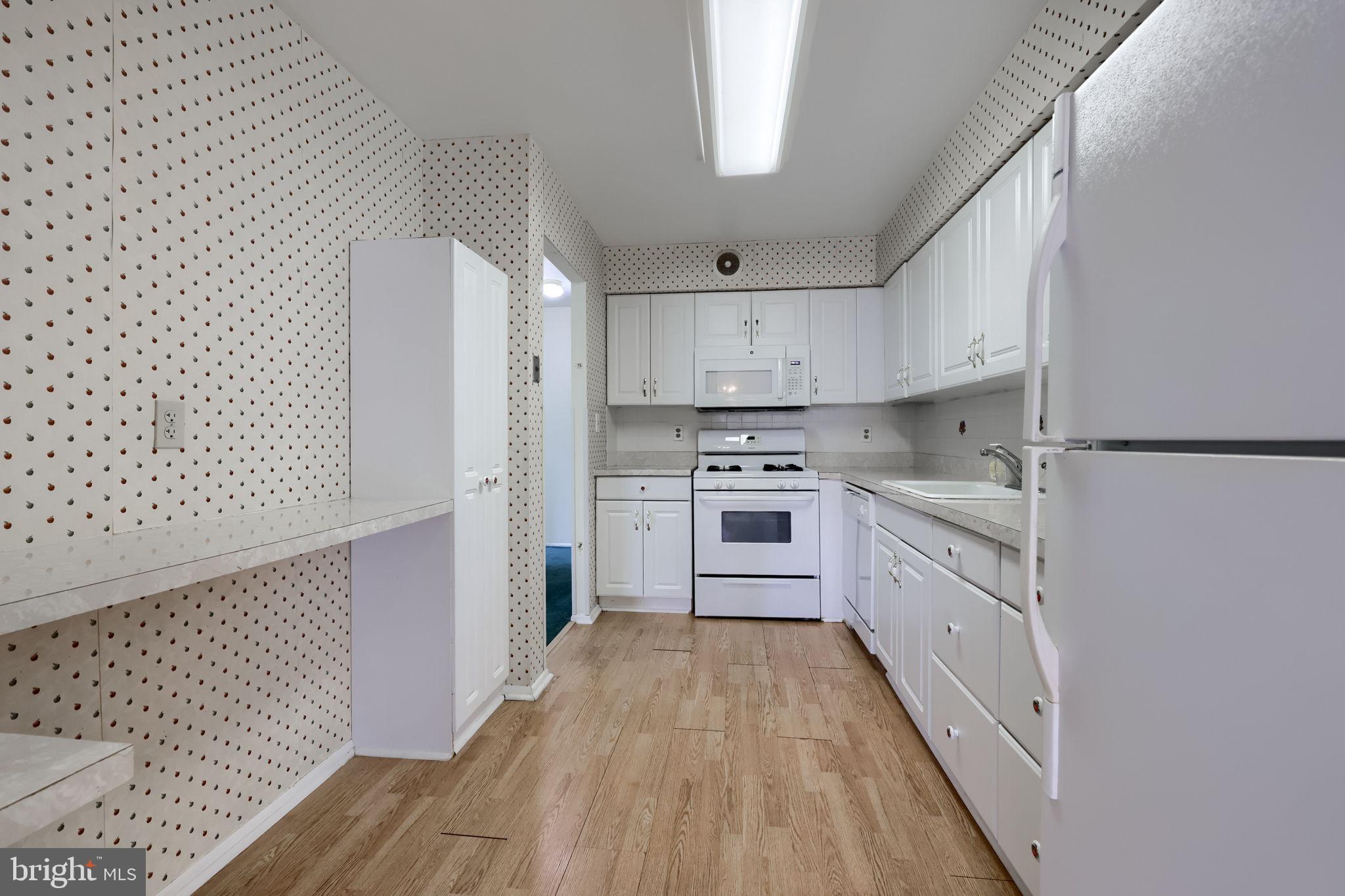 VALLEYBROOK ESTATES - Residential
