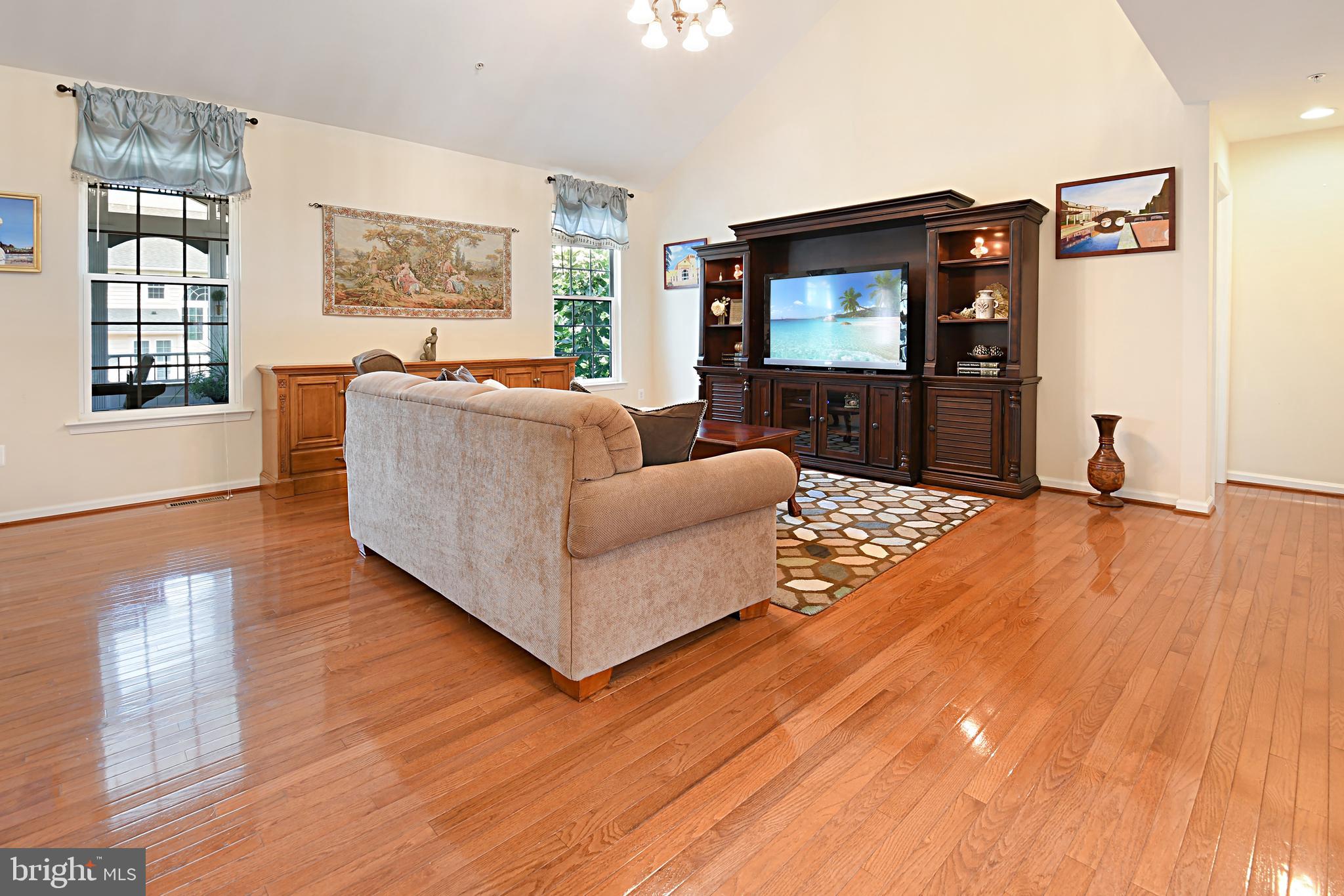 VILLAGES OF URBANA - Residential