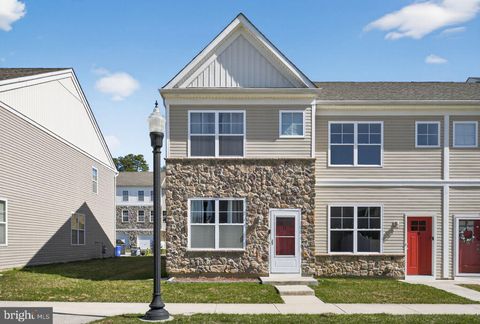 33 ROWAND WAY E CLEMENTON NJ 08021