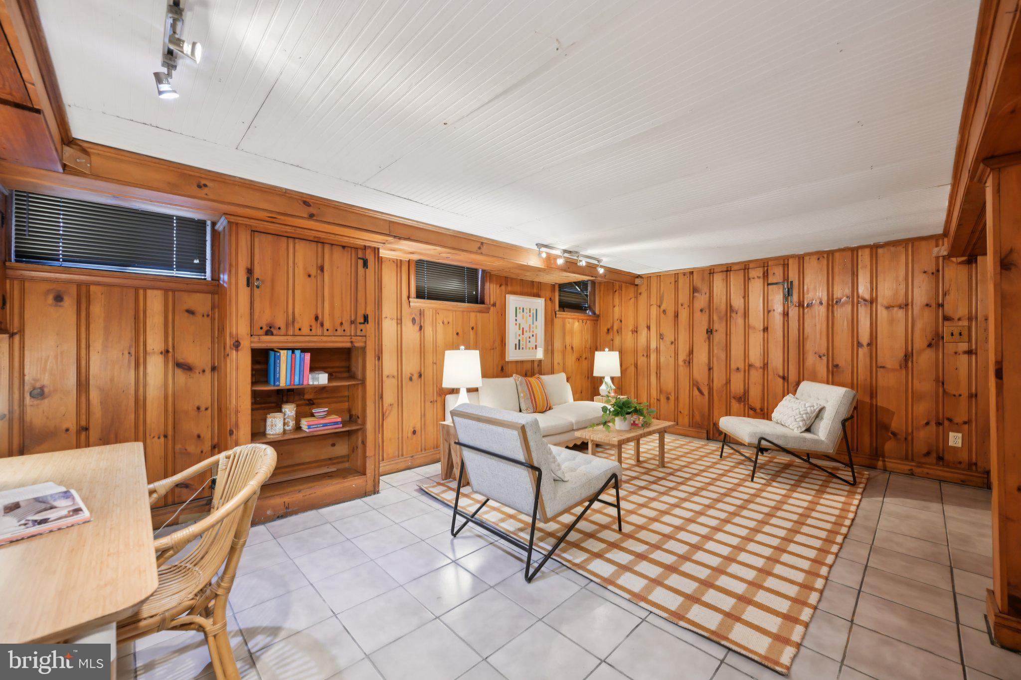 INDIAN SPRING PARK - Residential