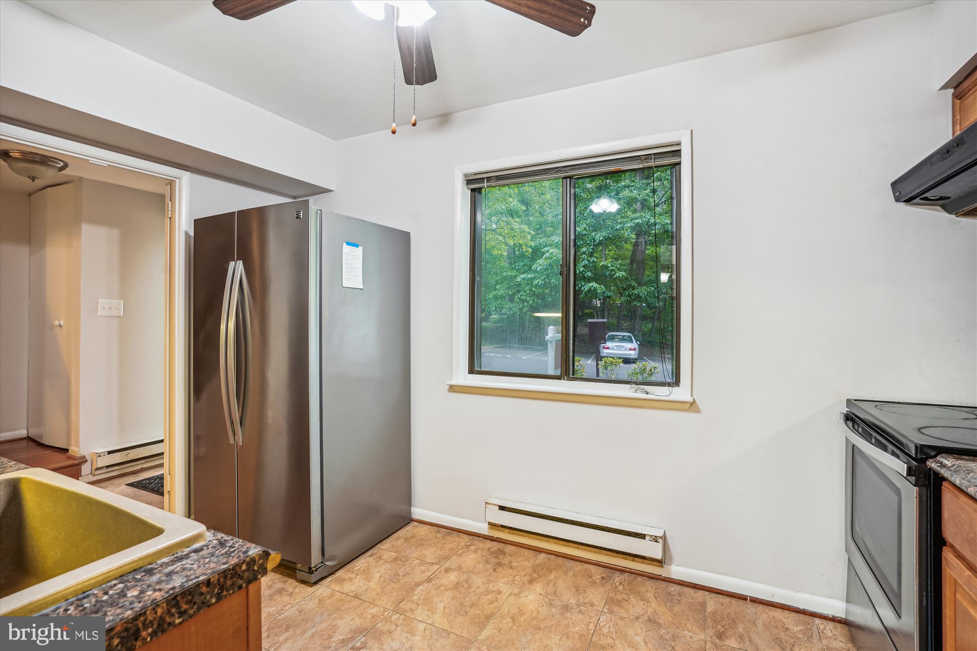 RESTON - Residential