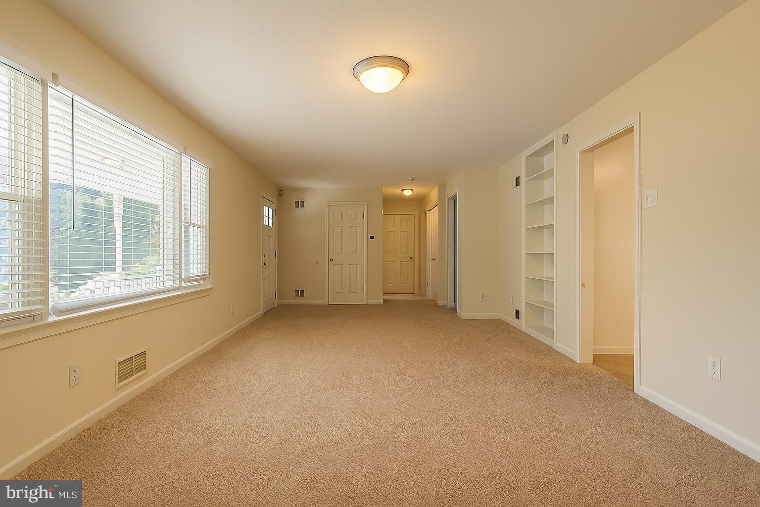 BROOKLAND ESTATES - Residential Lease