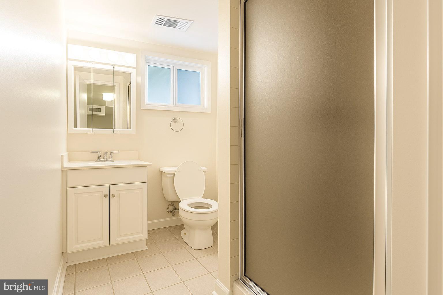 BROOKLAND ESTATES - Residential Lease