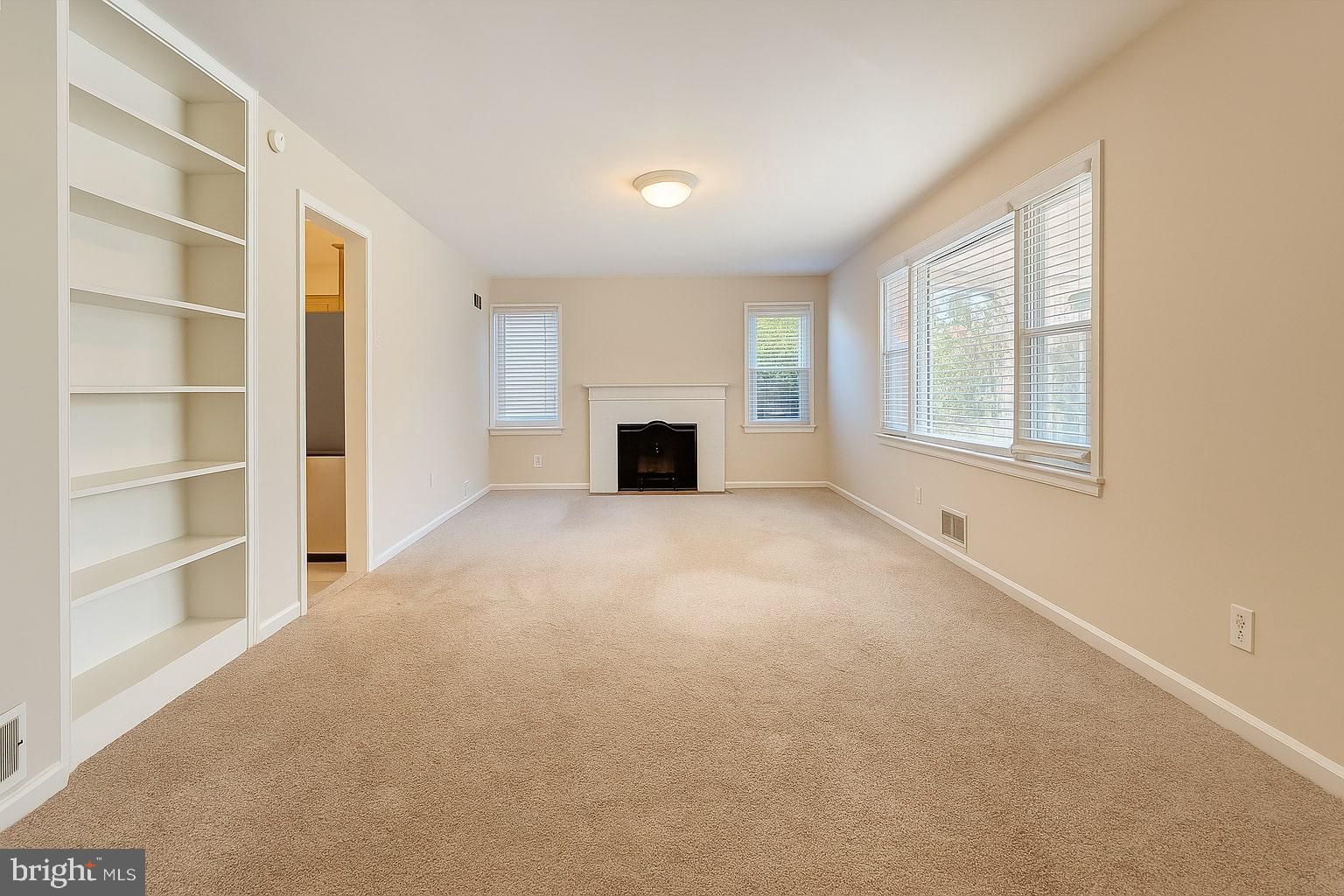 BROOKLAND ESTATES - Residential Lease