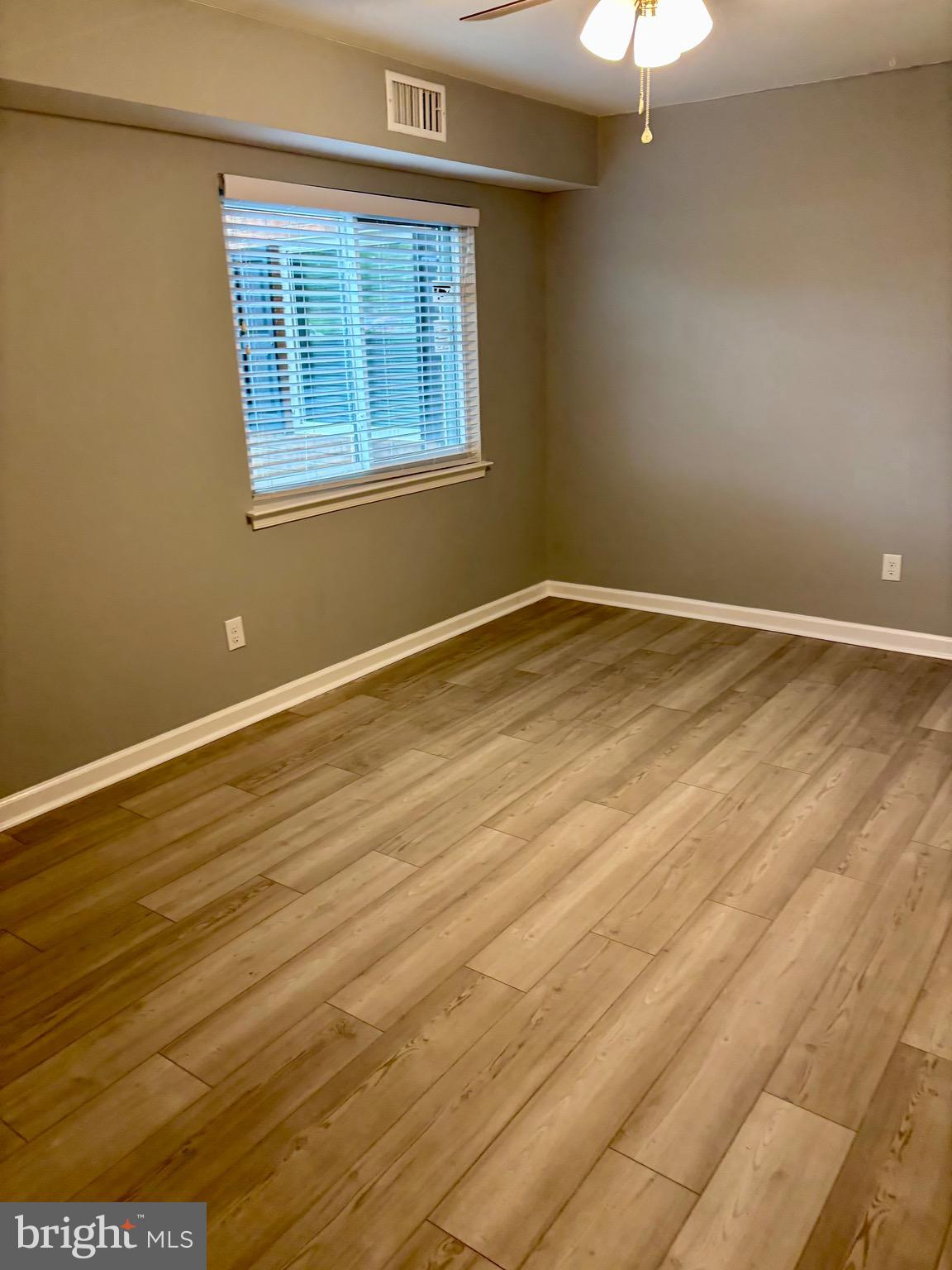 WESTWOOD COMMONS - Residential Lease