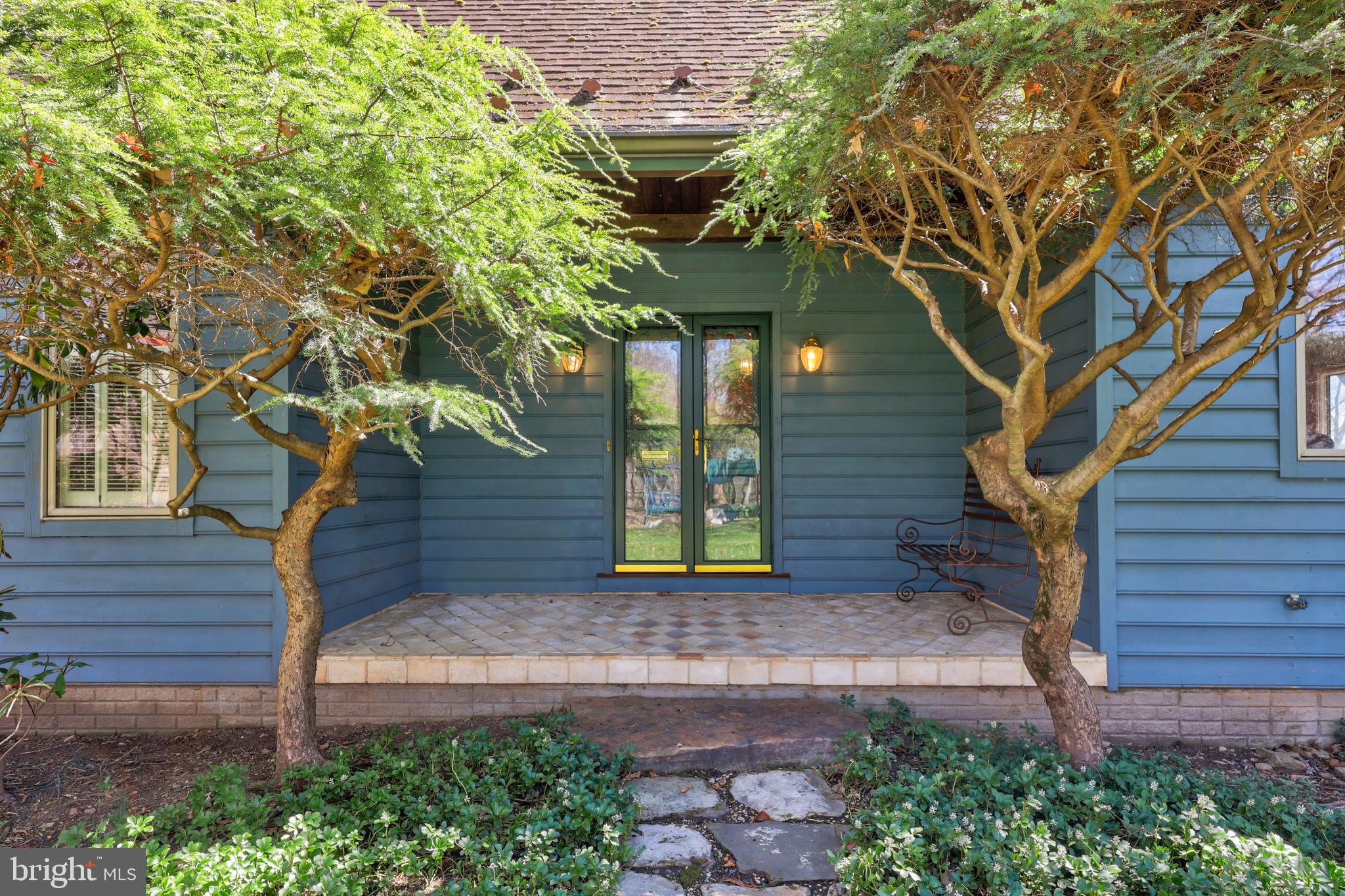 BLUE RIDGE CHASE - Residential