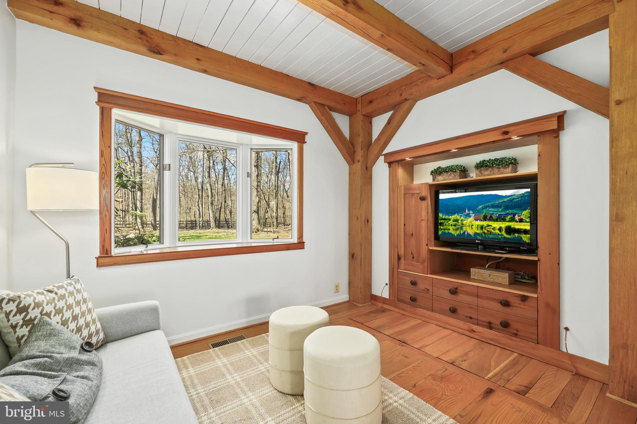 BLUE RIDGE CHASE - Residential