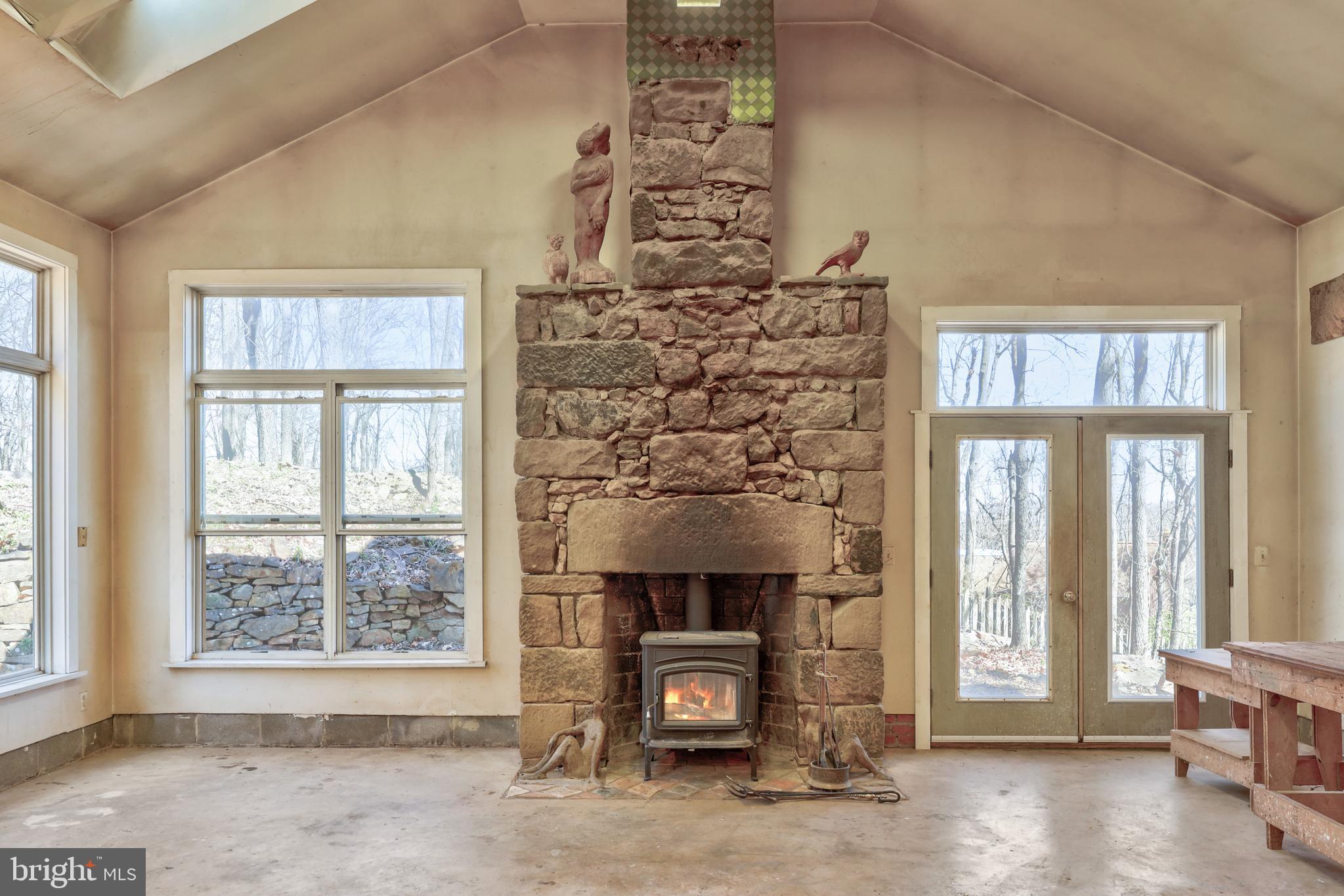 BLUE RIDGE CHASE - Residential