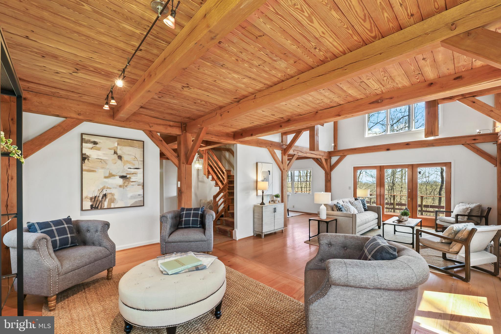 BLUE RIDGE CHASE - Residential