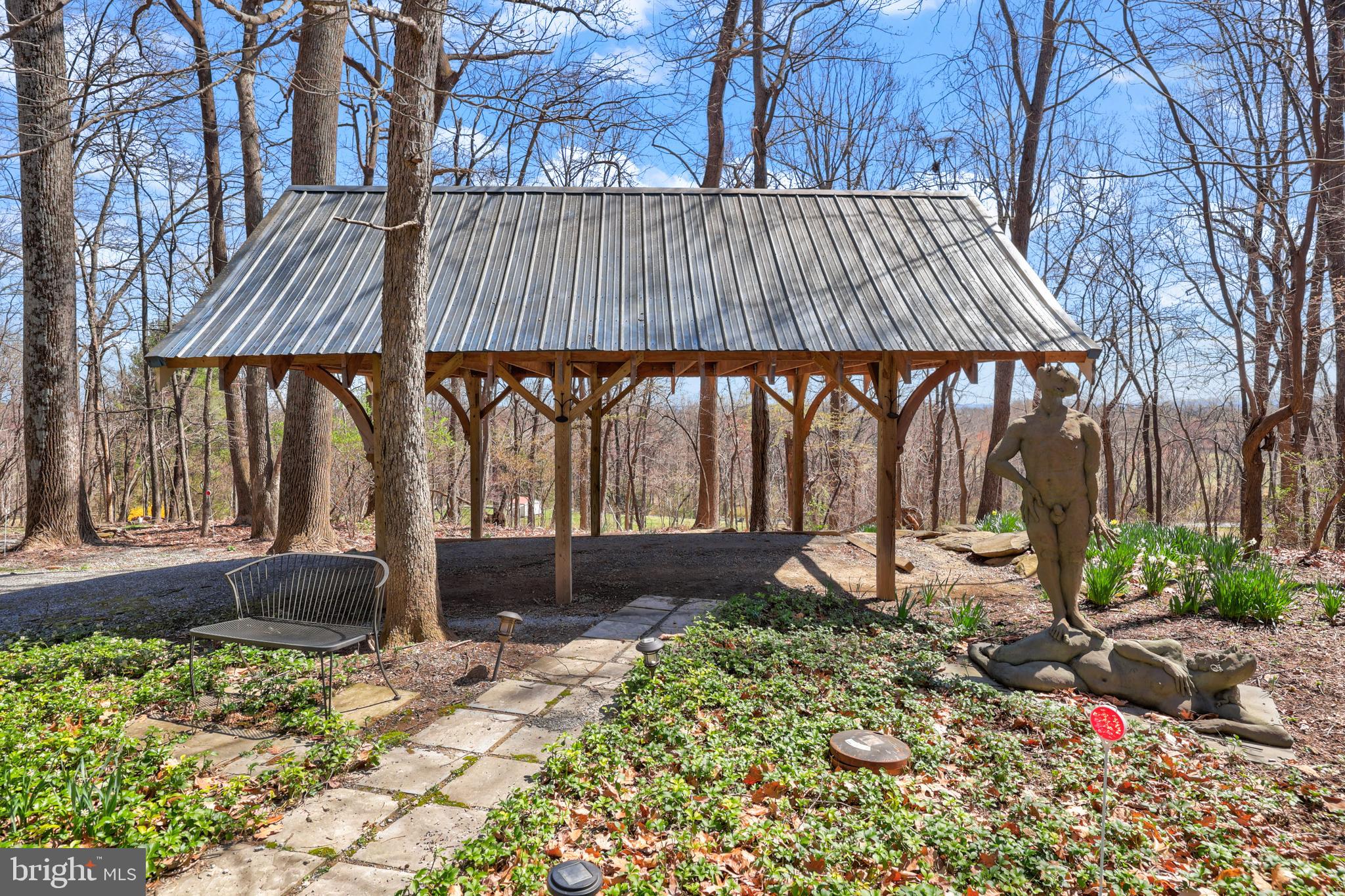 BLUE RIDGE CHASE - Residential