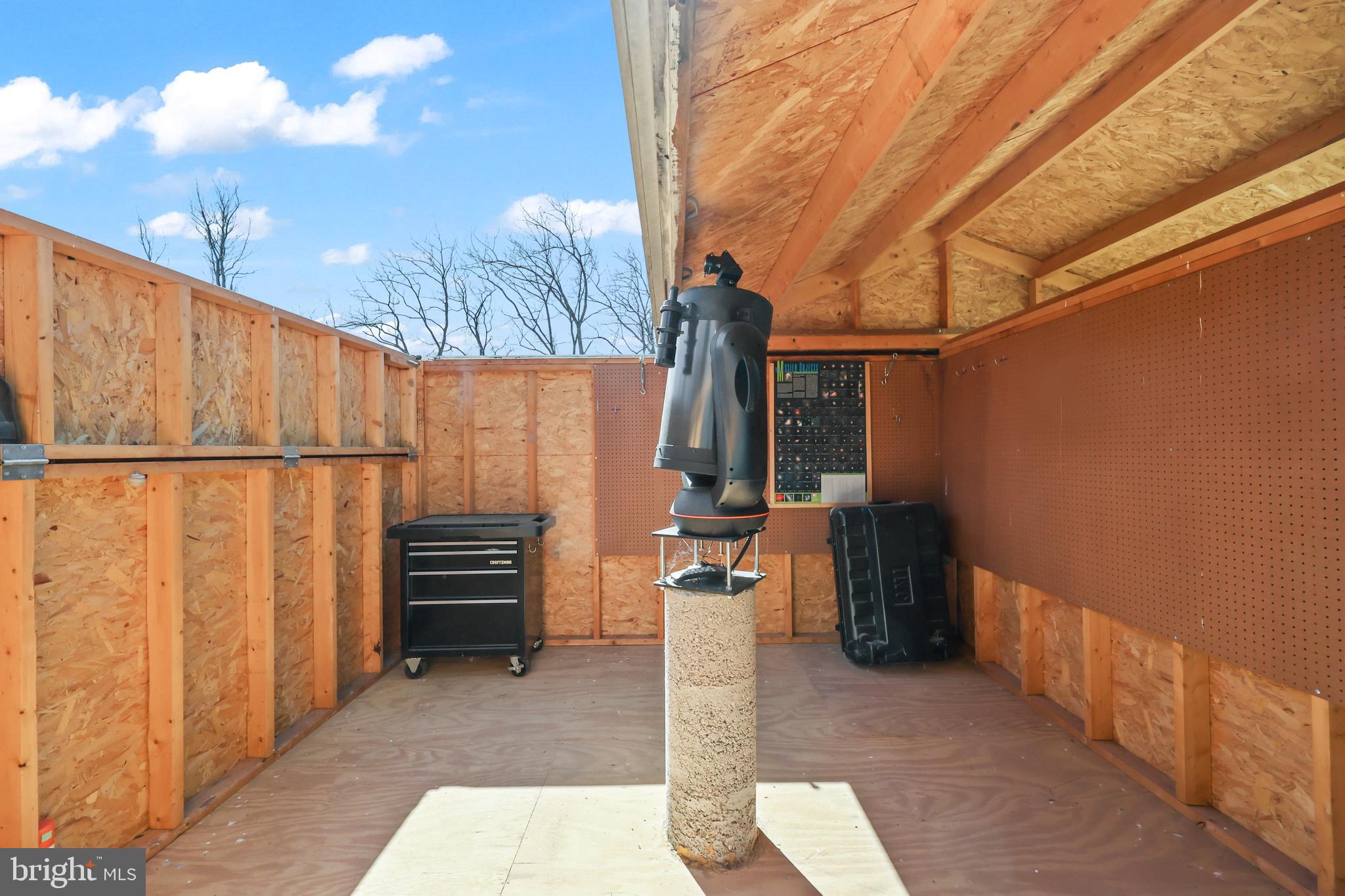 BLUE RIDGE CHASE - Residential