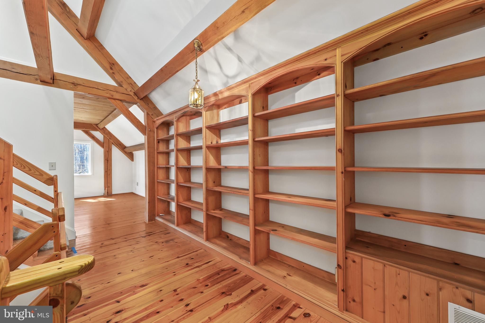 BLUE RIDGE CHASE - Residential