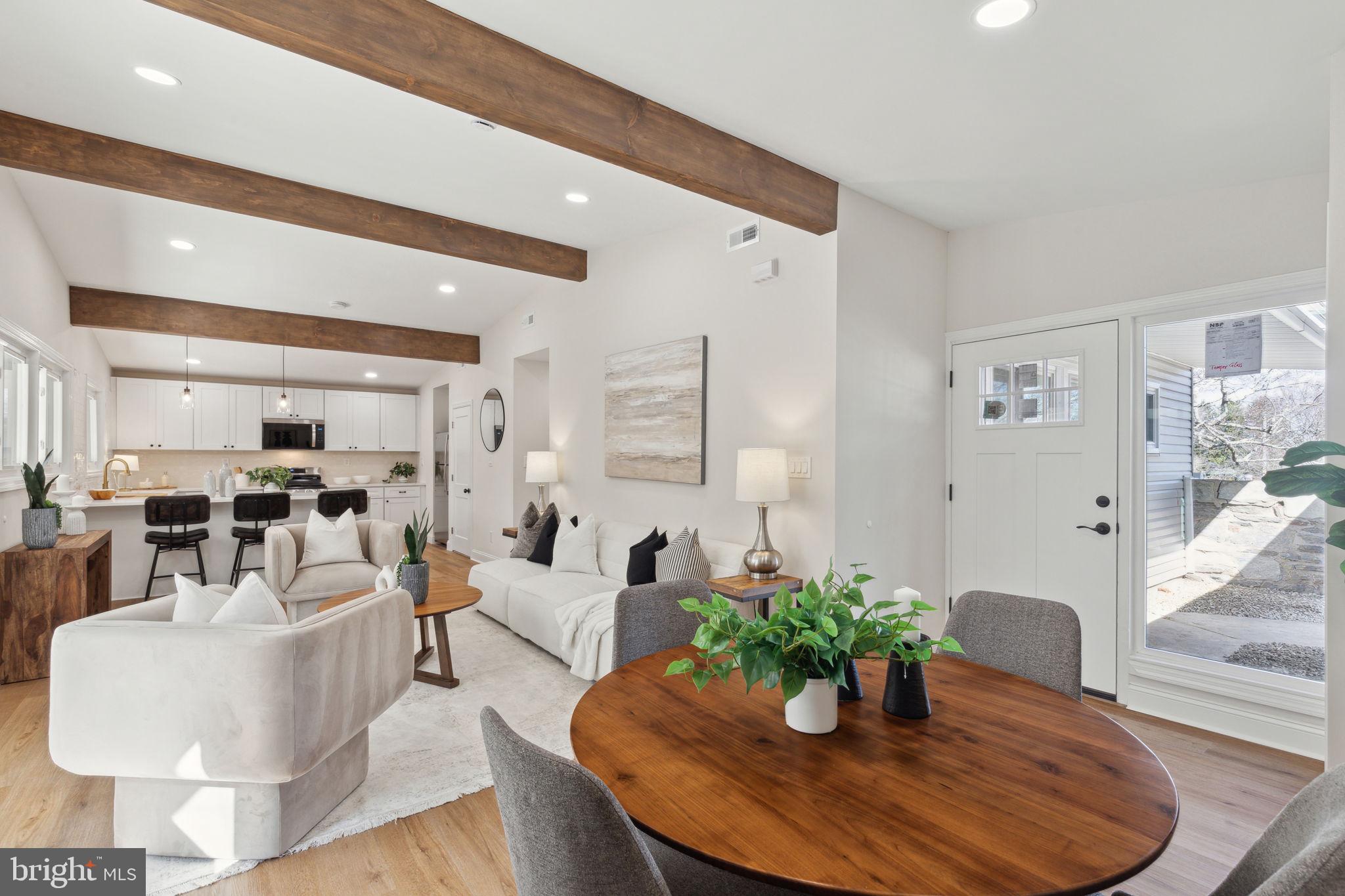 GREYSTONE MANOR - Residential