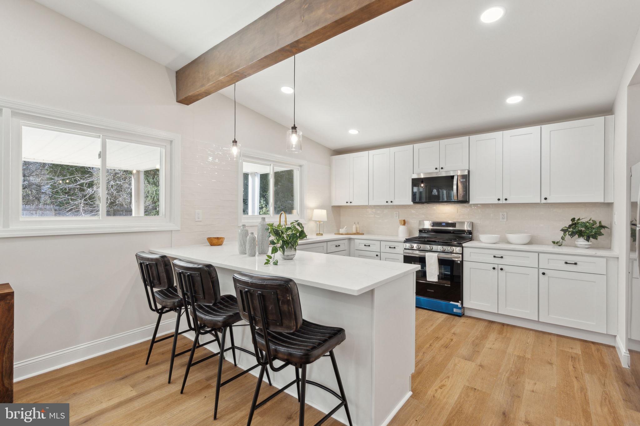 GREYSTONE MANOR - Residential