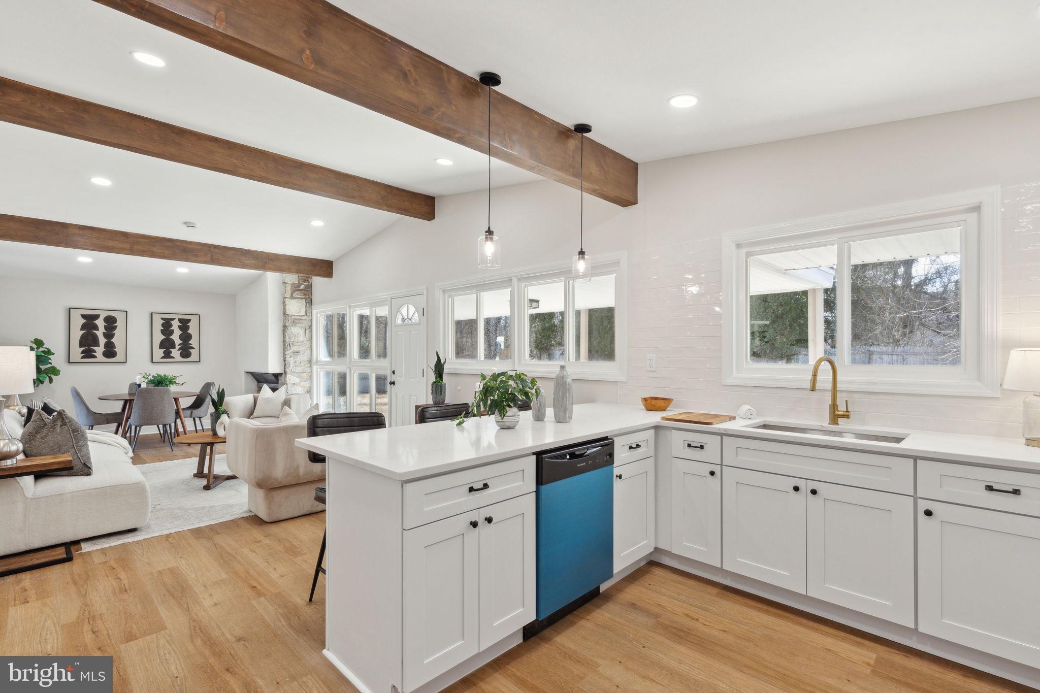 GREYSTONE MANOR - Residential