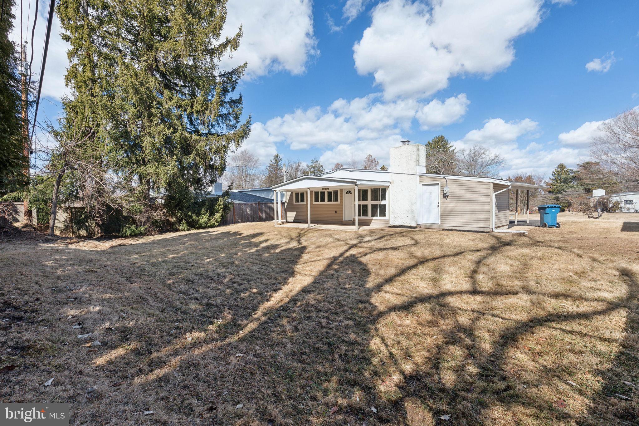 GREYSTONE MANOR - Residential