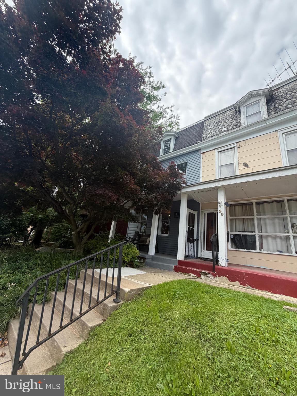 CLIFTON HEIGHTS - Residential
