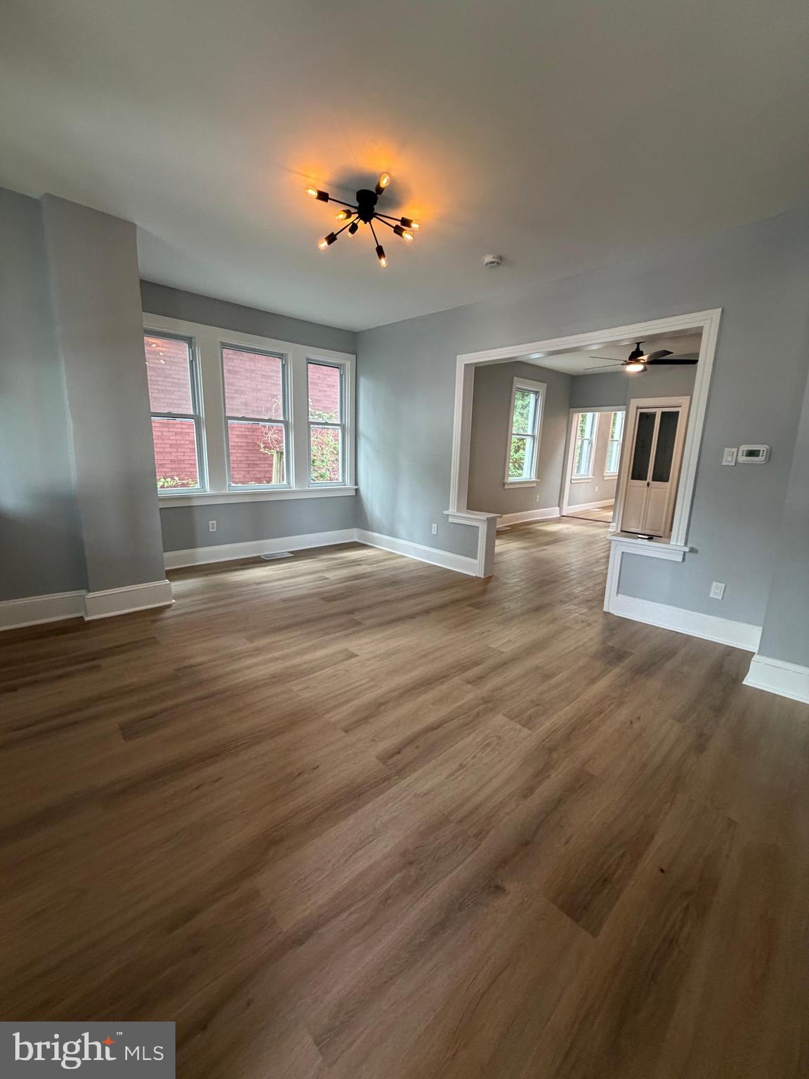 CLIFTON HEIGHTS - Residential
