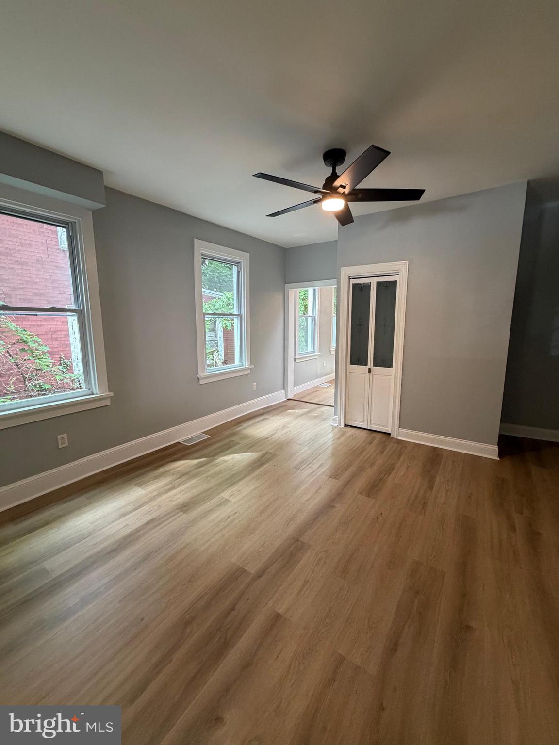 CLIFTON HEIGHTS - Residential