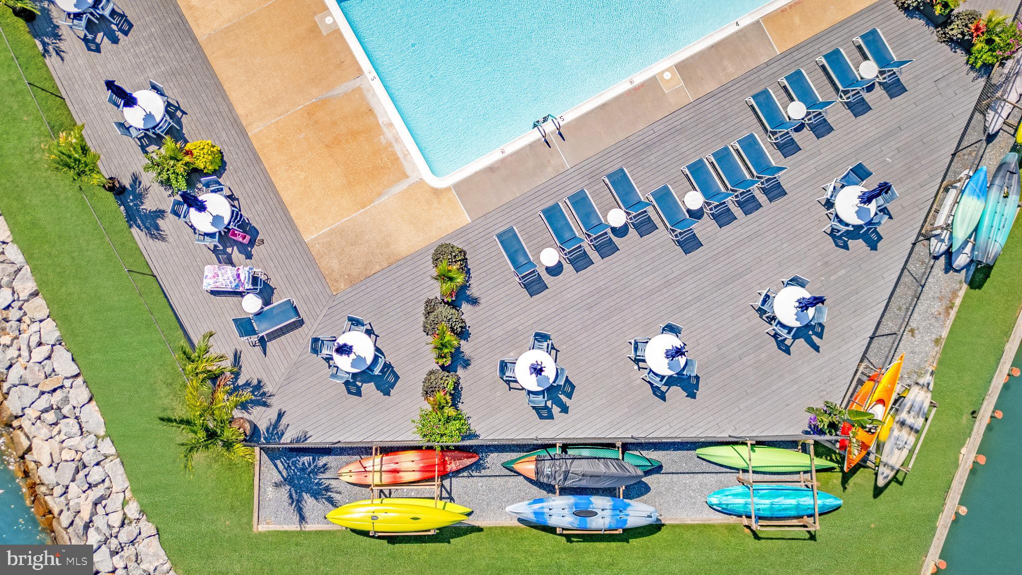 QUEENS LANDING - Residential