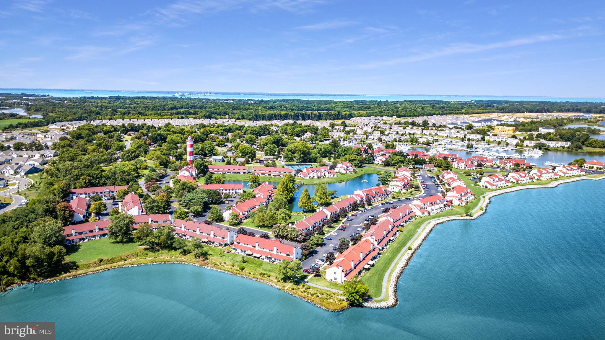 QUEENS LANDING - Residential