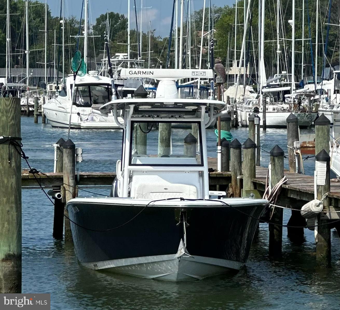 QUEENS LANDING - Residential