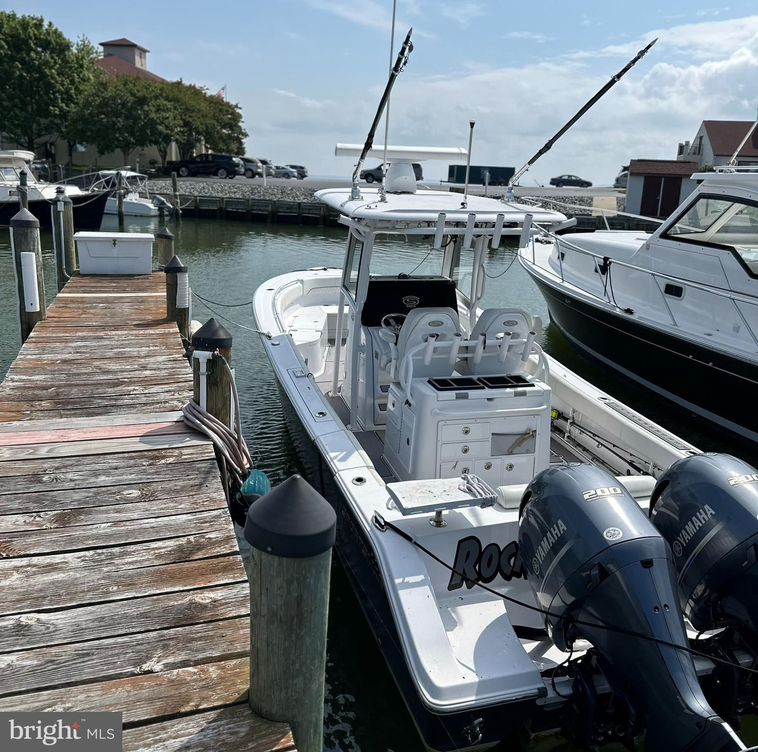 QUEENS LANDING - Residential