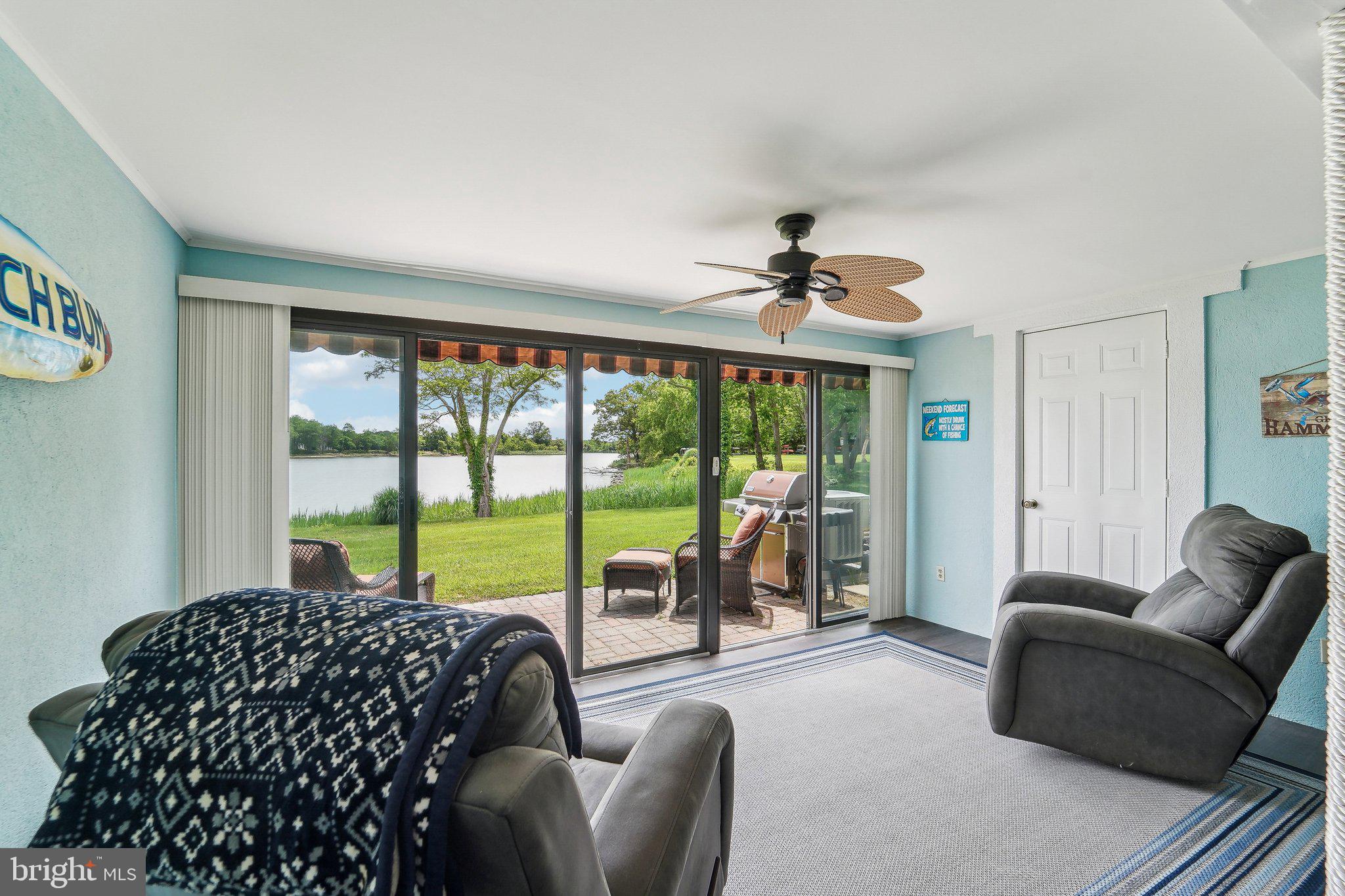 QUEENS LANDING - Residential