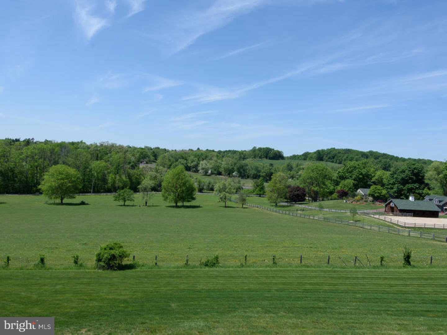 PINE CREEK - Residential