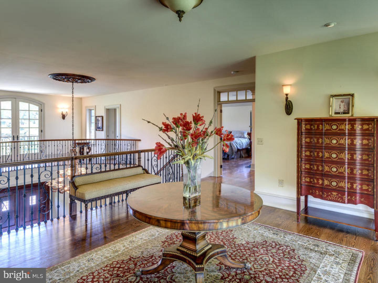 PINE CREEK - Residential